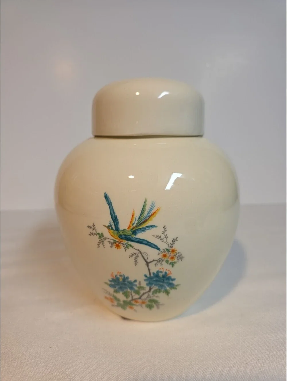 Bird Of Paradise Rice Jar Vase Ginger Jar GB 1981